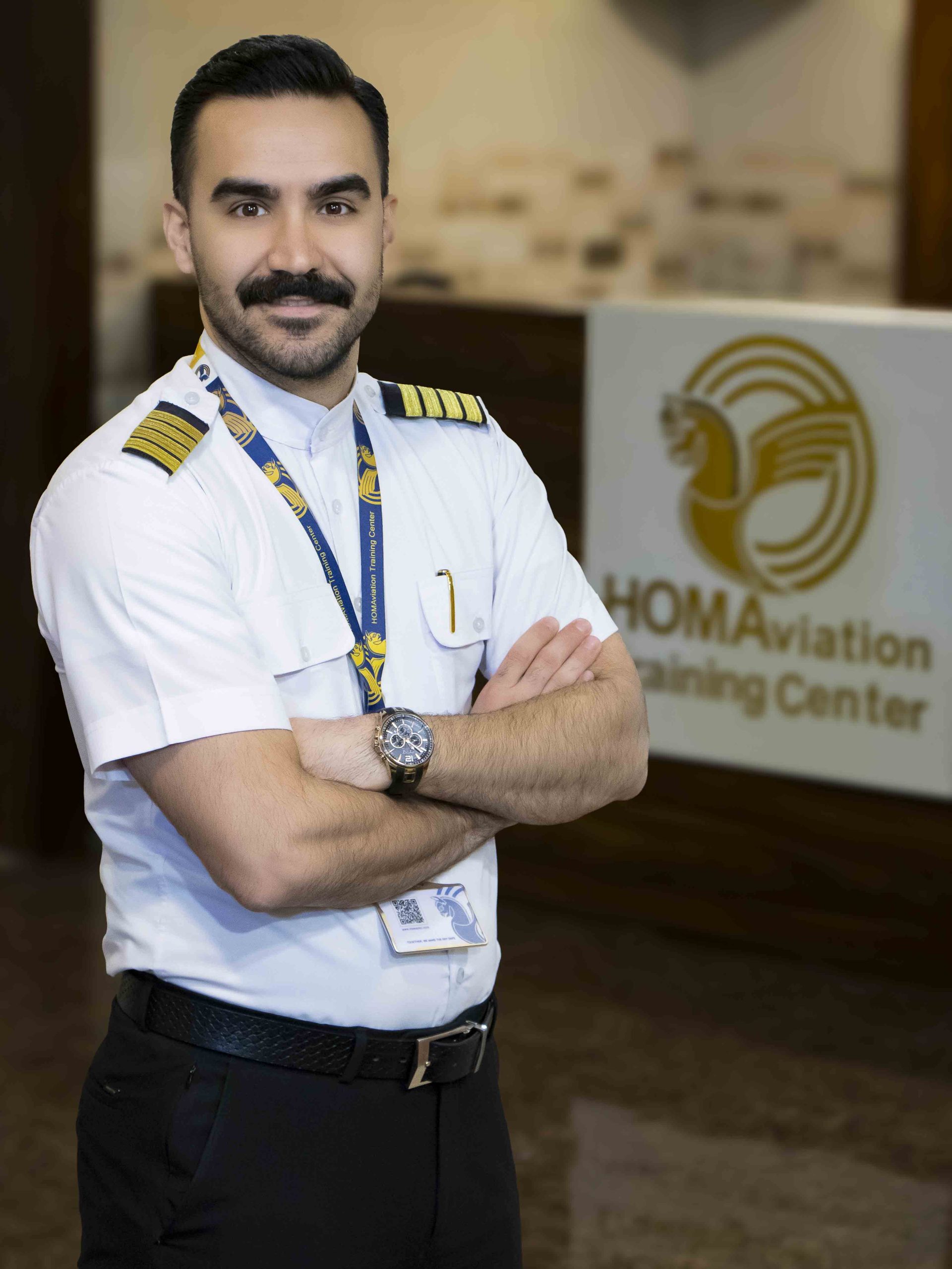 خلبان علی لیاقت│
کارشناس آموزش